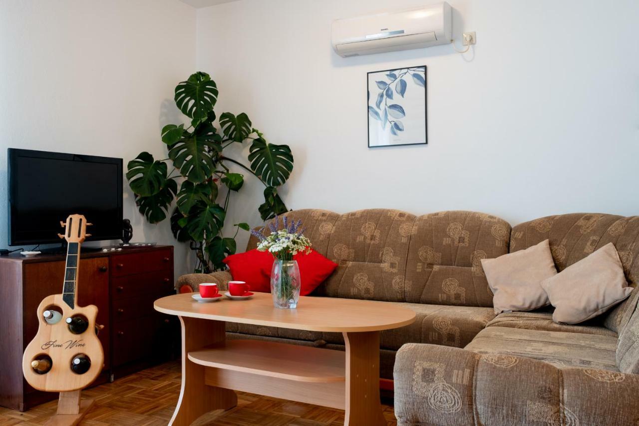 Apartmani "Zuka" Корчула Экстерьер фото